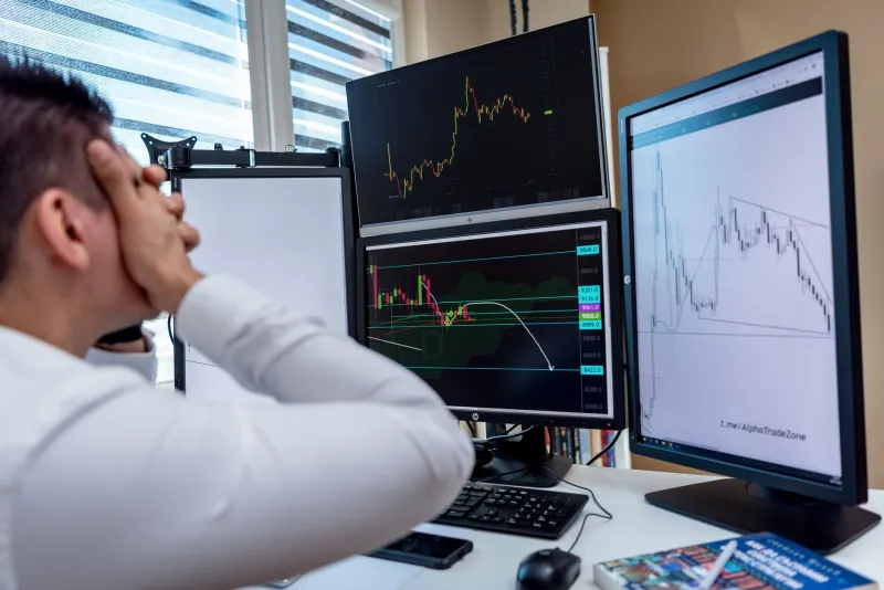 Green Dashboards, Burning Teams: The Productivity Metrics That Are Setting Your Devs Up to Fail